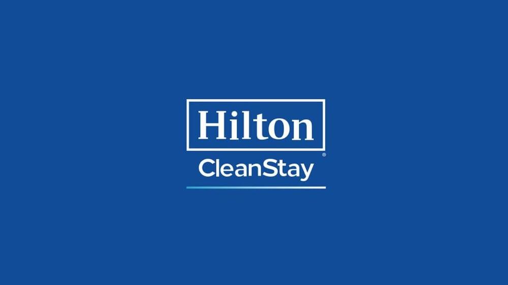 Hampton Inn & Suites Палестайн Екстериор снимка