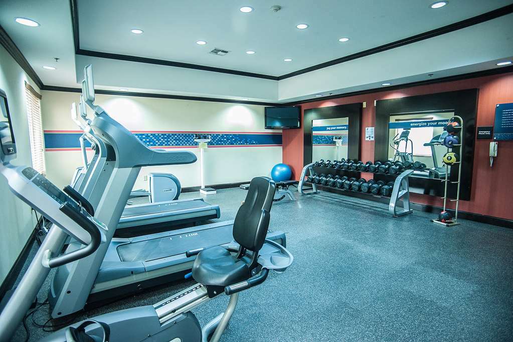 Hampton Inn & Suites Палестайн Съоръжения снимка