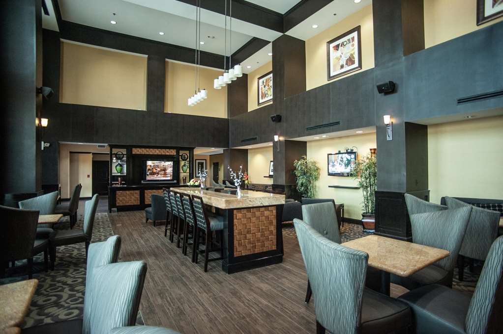 Hampton Inn & Suites Палестайн Ресторант снимка