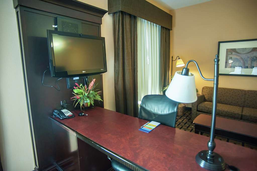 Hampton Inn & Suites Палестайн Стая снимка